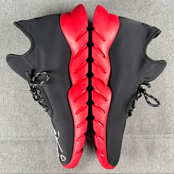 🛑SOLD🛑🐞FENDI TECH NEOPRENE SNEAKER🐞 - Picture 3 of 12